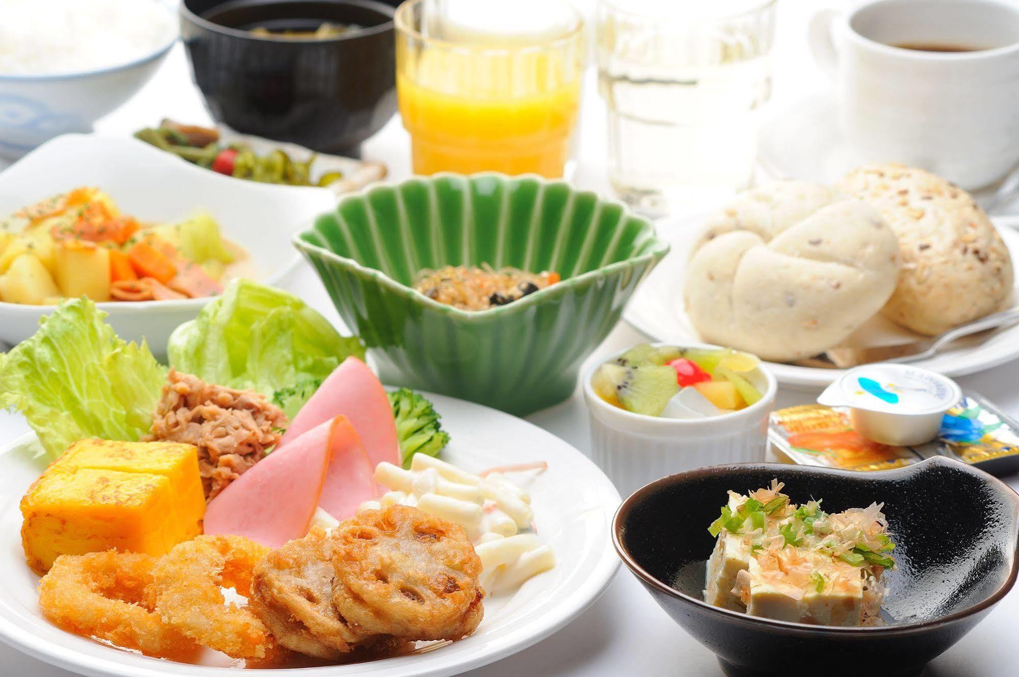 Route-inn Hakata Ekiminami 3* Fukuoka (Fukuoka)